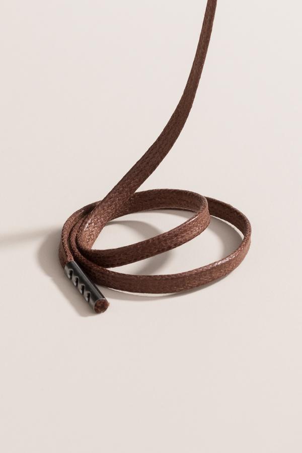 Medium Brown | Flat Waxed Shoelaces