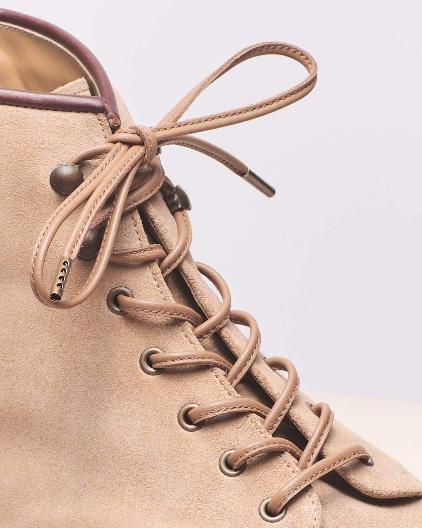 Saddle Brown | Stitched Leather Laces